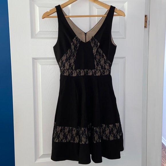 Guess by Marciano evening dress, size XS - Picture 2 of 5